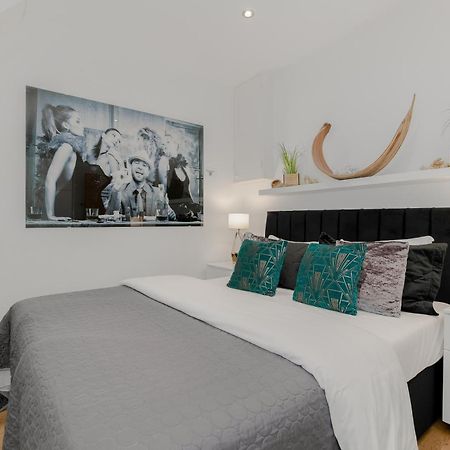 Cool Covent Garden Theatre Design Hub For Families Friends Couples Διαμέρισμα Λονδίνο Εξωτερικό φωτογραφία